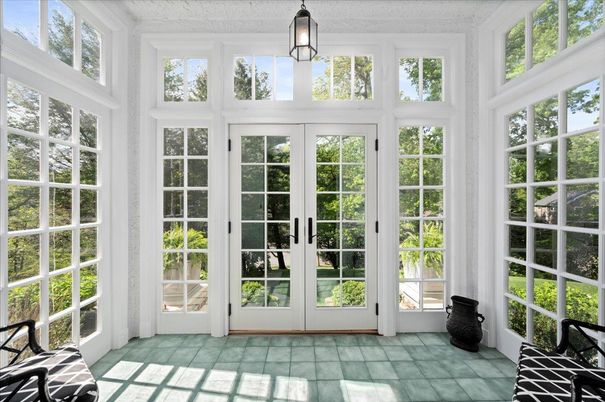 Interior, Pendant Lights, Sun Room