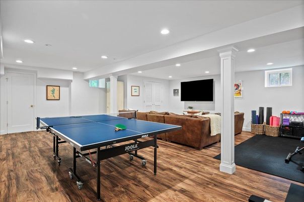 Game Room, Interior, Living room, Recessed Lighting, Wood Texture Flooring