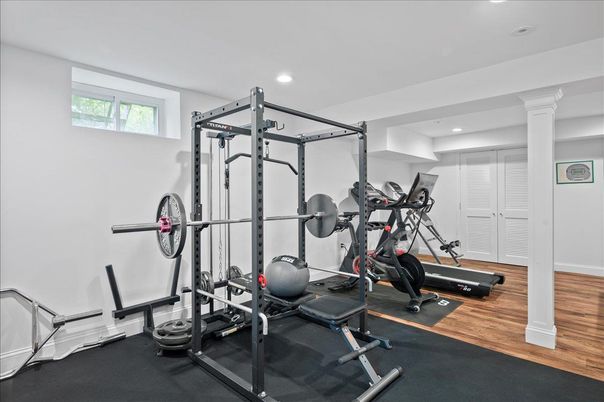 Fitness Equipment, Interior, Recessed Lighting, Wood Texture Flooring