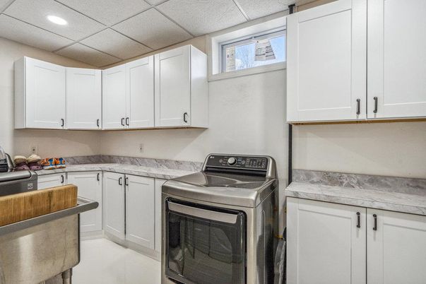 Interior, Kitchen, Recessed Lighting, Washer