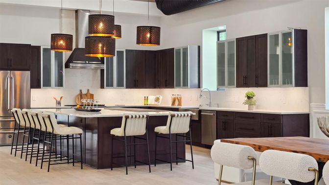 Interior, Kitchen, Pendant Lights, Stainless Steel Appliances