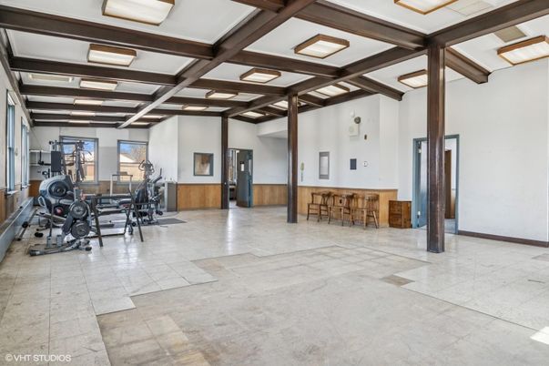 Fitness Equipment, Interior, Wooden Beams