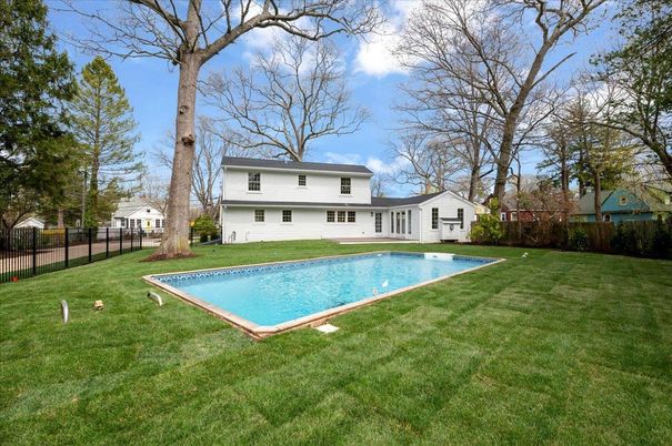 Backyard, Exterior, Pool