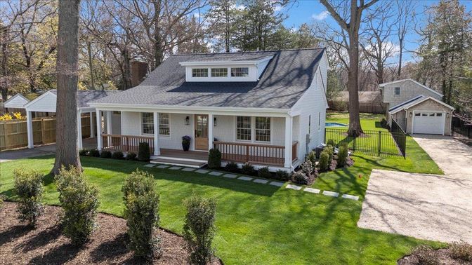 Detached Garage, Exterior, Facade, Cape Cod