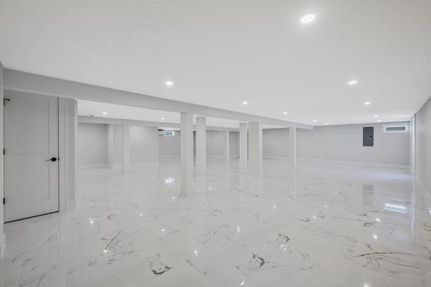 Empty room, Interior, Marble, Recessed Lighting
