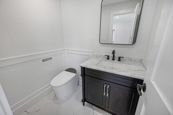Bathroom, Interior, Marble, Recessed Lighting
