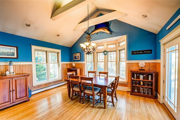 Chandelier, Dining room, Fireplace, Interior, Wood Texture Flooring