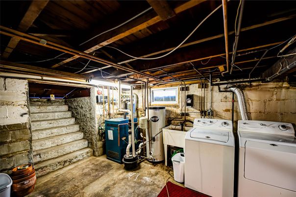 Interior, Stone Walls, Washer, Wooden Beams