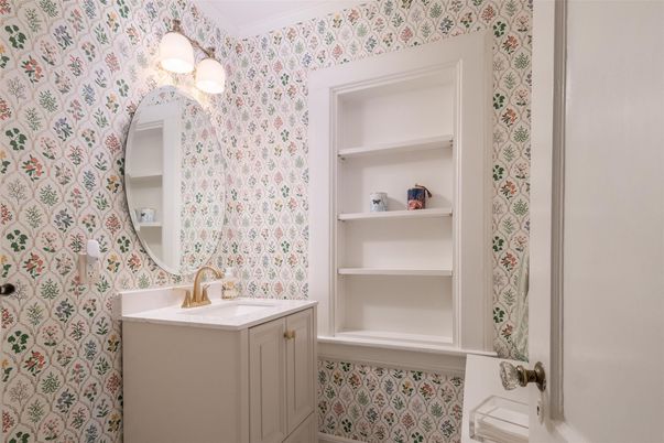 Bathroom, Interior