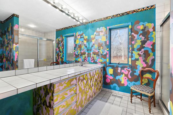 Bathroom, Interior, Recessed Lighting, Tile Countertops