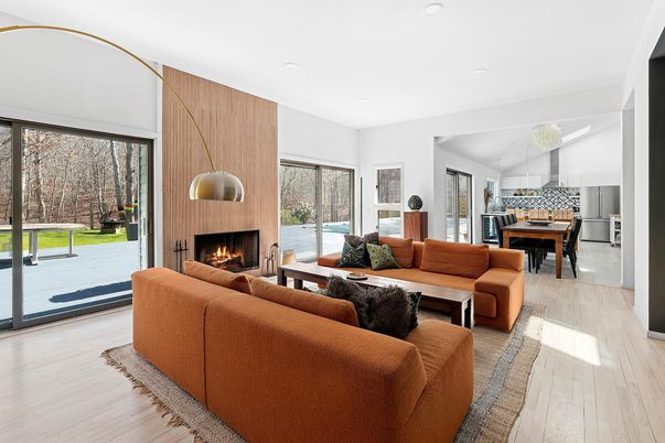 Dining room, Fireplace, Interior, Living room, Pendant Lights, Recessed Lighting, Wood Texture Flooring