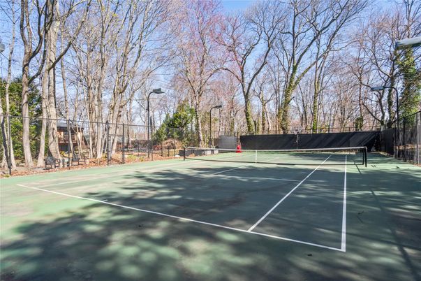 Exterior, Tennis Courts