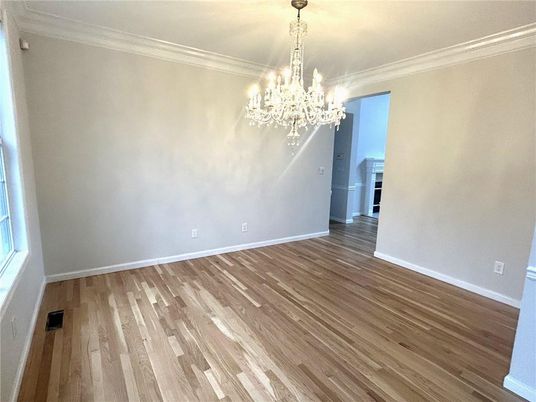 Chandelier, Empty room, Interior, Wood Texture Flooring