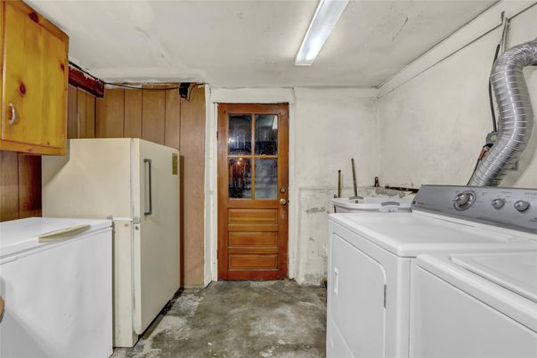 Interior, Washer