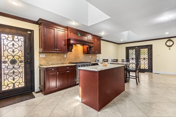 Dining room, Interior, Kitchen, Recessed Lighting