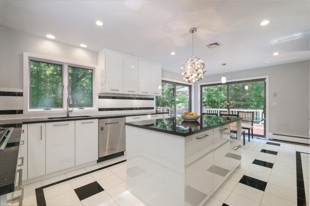 Interior, Kitchen, Pendant Lights, Recessed Lighting, Stainless Steel Appliances