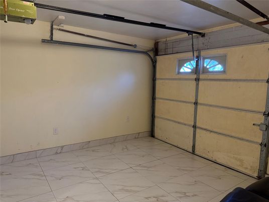 Empty room, Interior, Marble