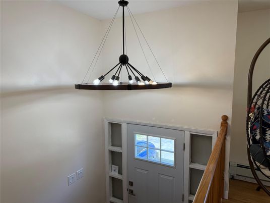 Interior, Pendant Lights, Wood Texture Flooring