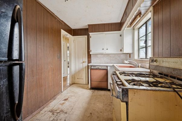 Interior, Kitchen