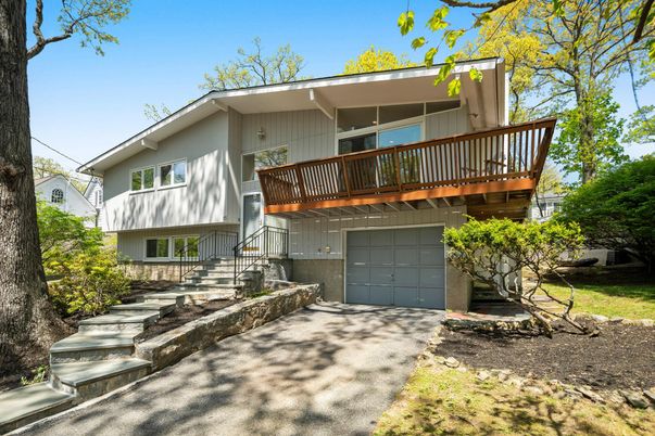 Attached, Exterior, Facade, Raised Ranch