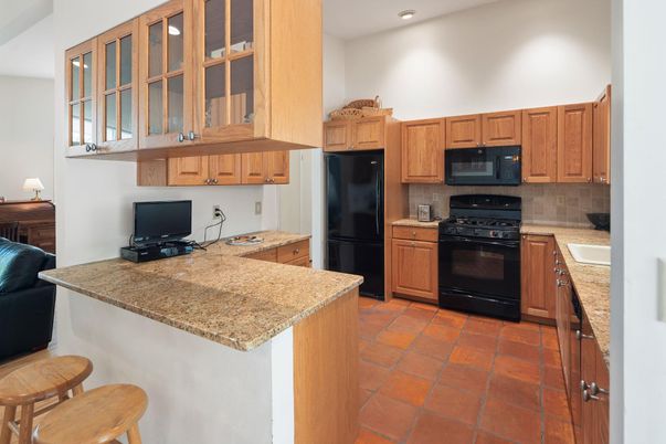Interior, Kitchen, Recessed Lighting