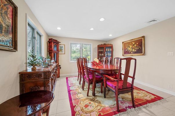 Dining room, Interior, Recessed Lighting