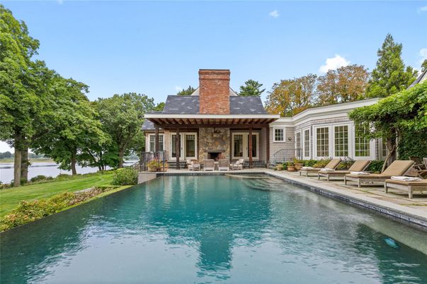 Exterior, Pool, Water