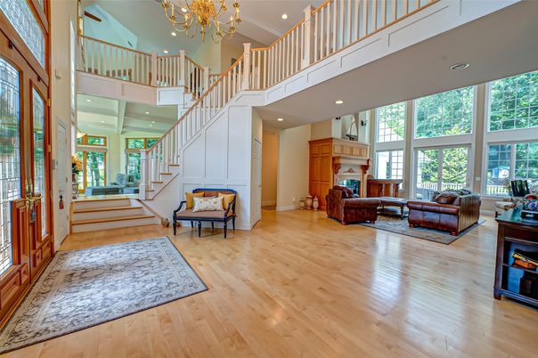 Chandelier, Interior, Living room, Recessed Lighting, Wood Texture Flooring