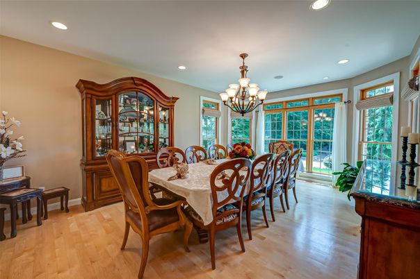Chandelier, Dining room, Interior, Recessed Lighting, Wood Texture Flooring