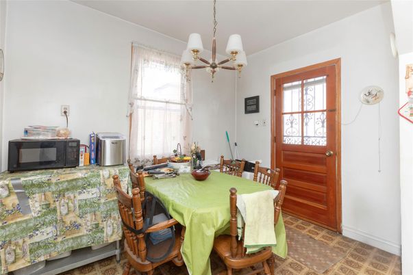 Dining room, Interior, Pendant Lights