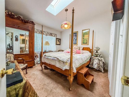 Bedroom, Interior, Pendant Lights