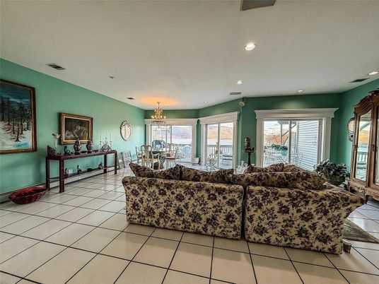 Chandelier, Dining room, Interior, Living room, Recessed Lighting