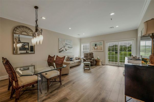 Dining room, Interior, Living room, Pendant Lights, Recessed Lighting, Wood Texture Flooring
