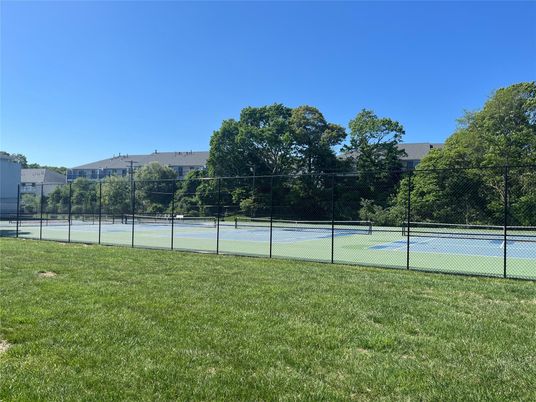 Exterior, Tennis Courts