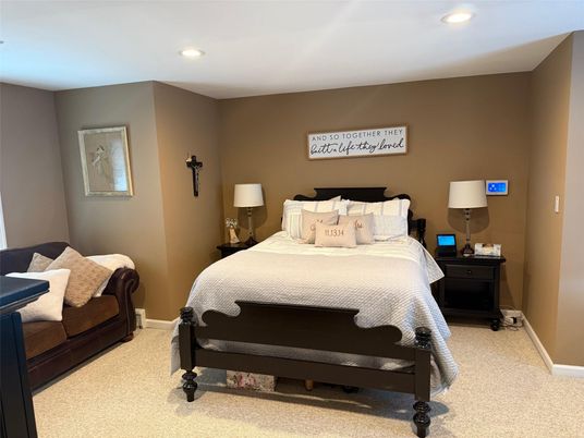 Bedroom, Interior, Recessed Lighting