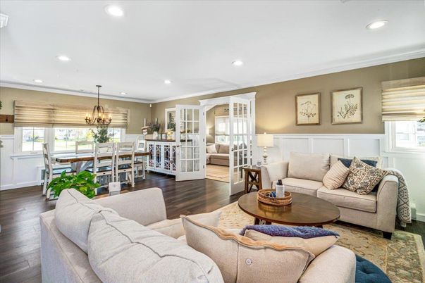 Chandelier, Dining room, Interior, Living room, Recessed Lighting, Wood Texture Flooring