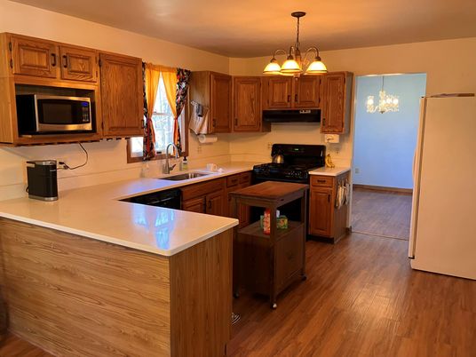 Chandelier, Interior, Kitchen, Wood Texture Flooring