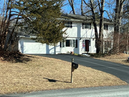Attached, Exterior, Facade, Raised Ranch