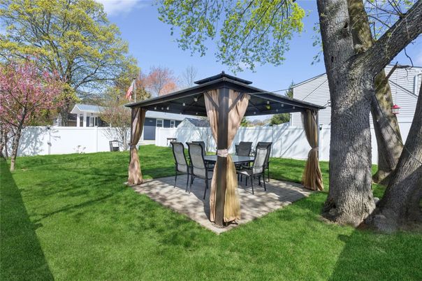 Backyard, Detached Garage, Exterior