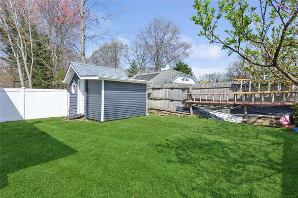 Backyard, Exterior, Playground