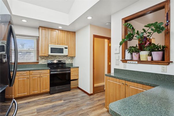 Interior, Kitchen, Recessed Lighting, Wood Texture Flooring
