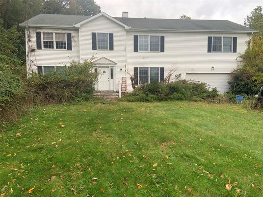 Attached, Exterior, Facade, Raised Ranch