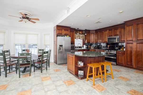 Dining room, Interior, Kitchen, Recessed Lighting