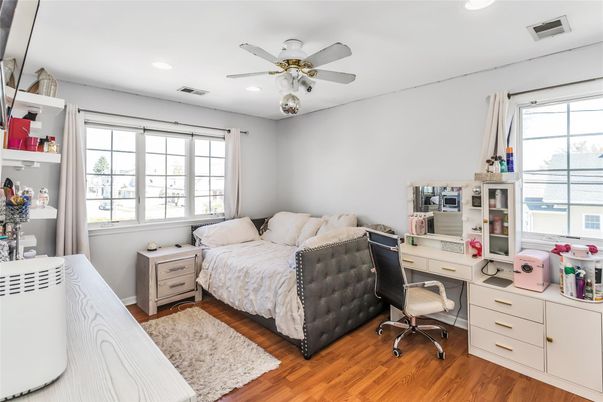 Bedroom, Home Office, Interior, Recessed Lighting, Wood Texture Flooring