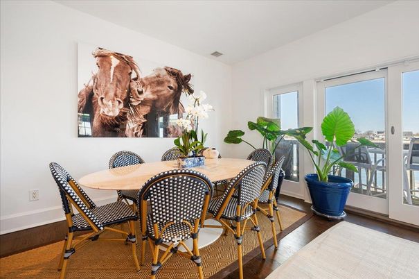 Dining room, Interior, Wood Texture Flooring