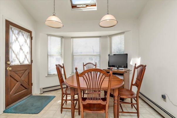 Dining room, Interior, Pendant Lights