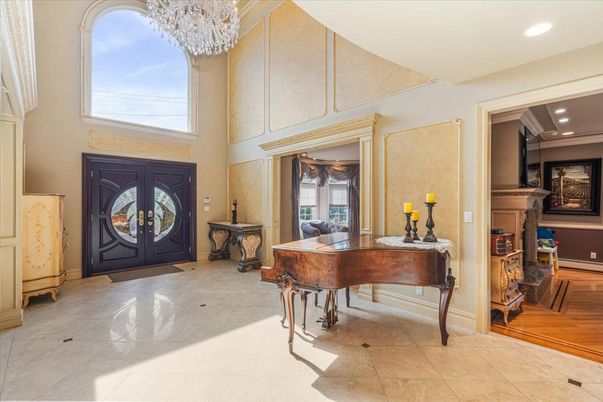 Chandelier, Home Office, Interior, Recessed Lighting, Wood Texture Flooring