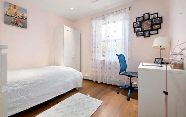 Bedroom, Home Office, Interior, Recessed Lighting, Wood Texture Flooring