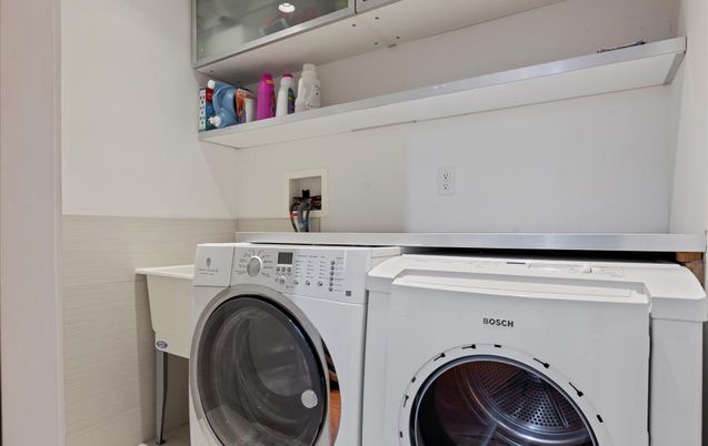 Interior, Utility Closets, Washer