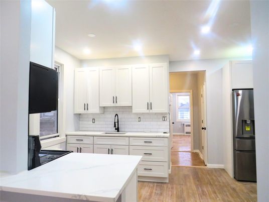 Interior, Kitchen, Recessed Lighting, Wood Texture Flooring